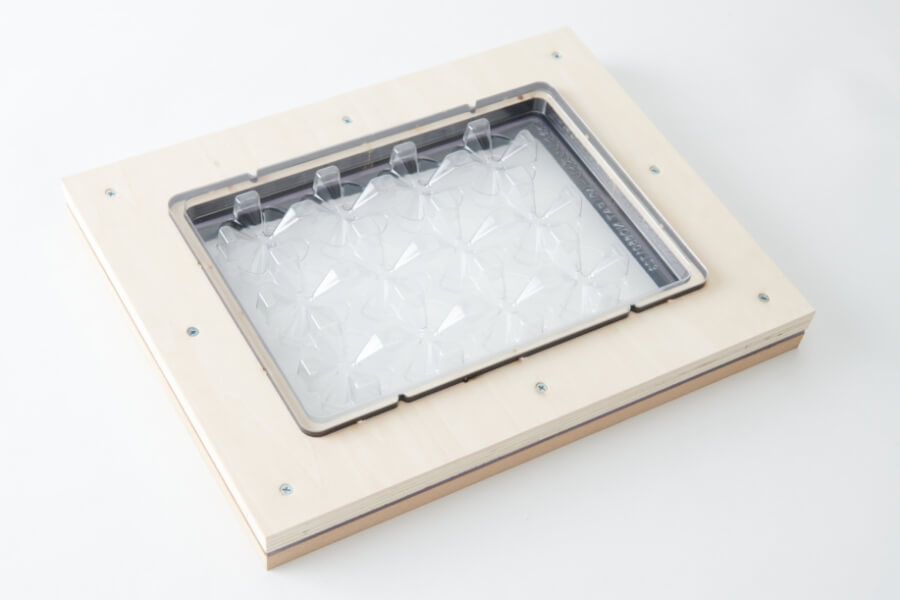 真空成型用抜型